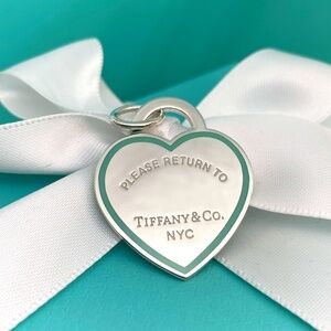 New TIFFANY & CO Blue Enamel outline  RTT Heart  Necklace charm w/ box - pouch